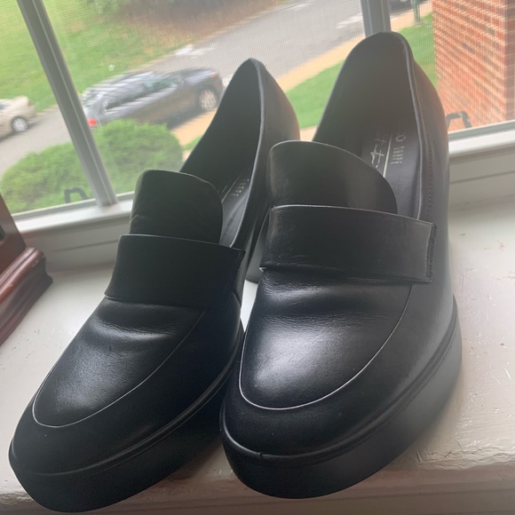 Ecco heels - Picture 1 of 5